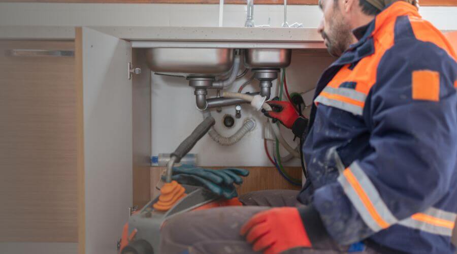 Professional slab leak plumber services in Smyer, TX